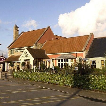 וורינגטון Premier Inn Haydock Park/M6 J23 מראה חיצוני תמונה